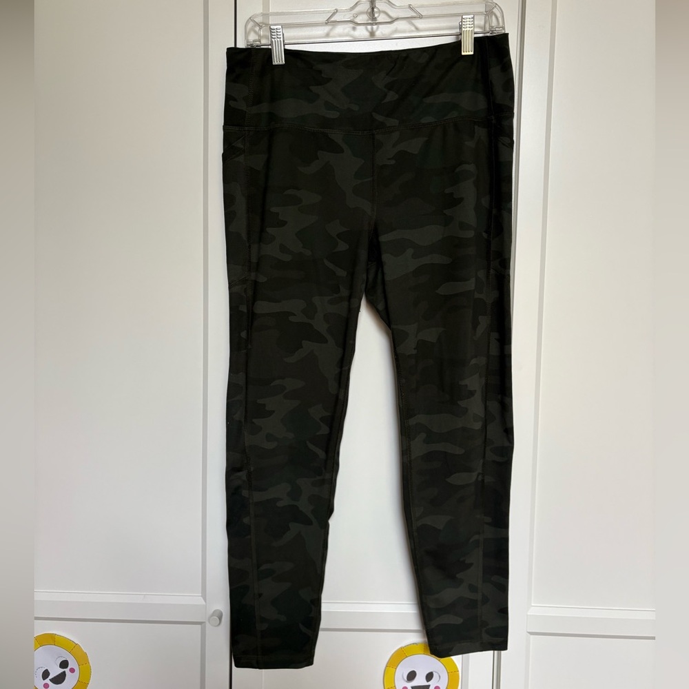 DSG Green Camo Performance 7/8 Leggings